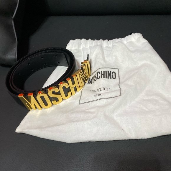 Moschino Accessories - Moschino black leather belt